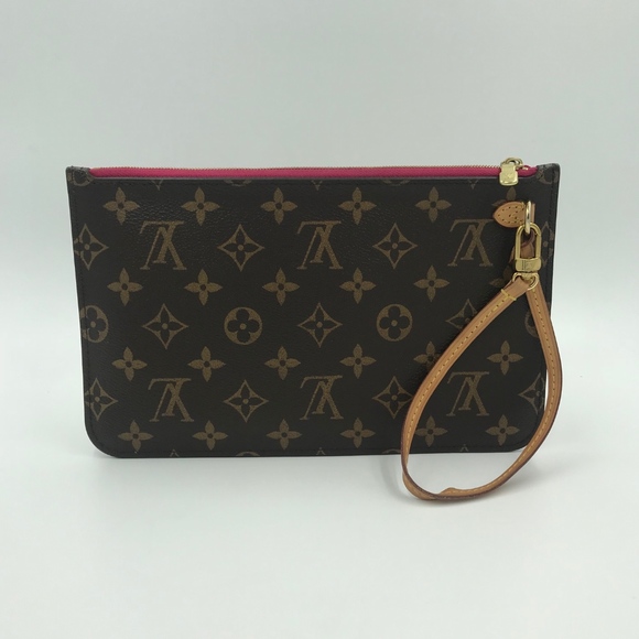 ❤️SOLD❤️Authentic Louis Vuitton  MonogramGM Clutch - Picture 2 of 8